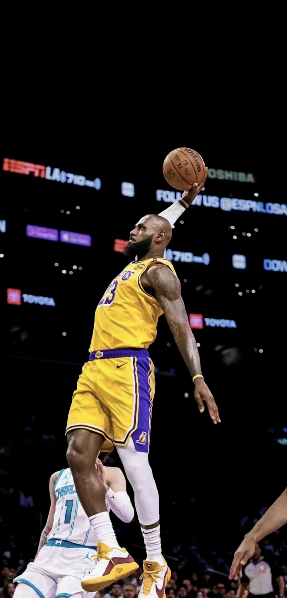 同时确保底 同时确保底